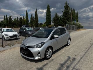 Toyota Yaris 2015 1.5 HYBRID ΔΕΡΜΑ ΠΑΝΟΡΑΜΑ