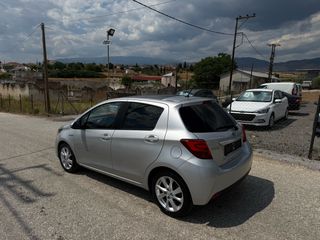 Toyota Yaris 2015 1.5 HYBRID ΔΕΡΜΑ ΠΑΝΟΡΑΜΑ-thumb-2