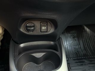 Toyota Yaris 2015 1.5 HYBRID ΔΕΡΜΑ ΠΑΝΟΡΑΜΑ-thumb-22