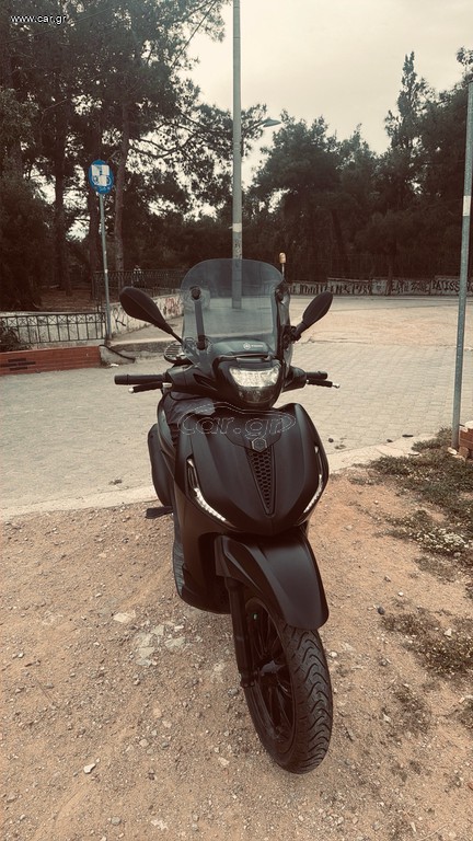 Μοτοσυκλέτα 2023 BEVERLY 300