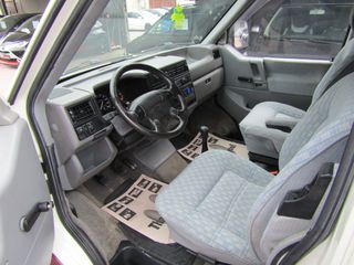 Volkswagen 1993 T4 CALIFORNIA ''PRODRIVE'-thumb-23