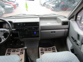 Volkswagen 1993 T4 CALIFORNIA ''PRODRIVE'-thumb-32