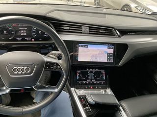 Audi e-tron 2020 Sportback 55 quattro S line-thumb-13