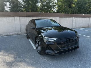 Audi e-tron 2020 Sportback 55 quattro S line-thumb-4