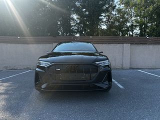 Audi e-tron 2020 Sportback 55 quattro S line-thumb-1