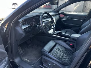 Audi e-tron 2020 Sportback 55 quattro S line-thumb-3