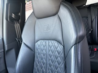 Audi e-tron 2020 Sportback 55 quattro S line-thumb-7