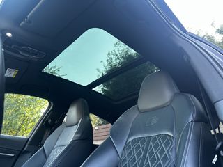 Audi e-tron 2020 Sportback 55 quattro S line-thumb-10