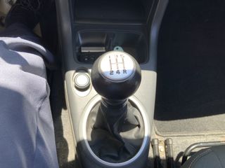 Suzuki Swift 2009-thumb-16
