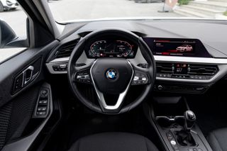 Bmw 116 2023 i-thumb-11