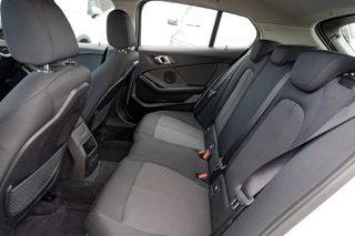 Bmw 116 2023 i-thumb-23
