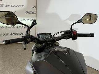 Honda CB 300 2019-thumb-8