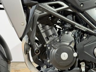 Honda CB 300 2019-thumb-11