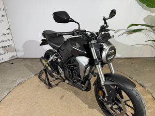 Honda CB 300 2019-thumb-19