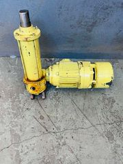 Τριφασικός Ηλεκτρομειωτήρας Electro Adda FC 71B (0.5 HP) με Γωνιακό Μειωτήρα Rossi MR V 50