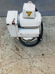 Μηχανοκίνητη Κεφαλή Περιστροφής (Pan/Tilt Positioner) 400V με Κινητήρα 60W / 1400 rpm