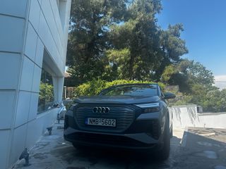 Audi Q4 2022 35 E-TRON-thumb-2