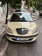 Lancia Ypsilon 2004
