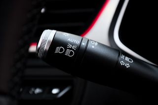 Renault Captur 2020 1.6 E-Tech Plug-in Hybrid 160hp Intens-thumb-21