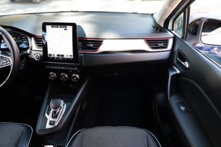 Renault Captur 2020 1.6 E-Tech Plug-in Hybrid 160hp Intens-thumb-36