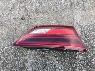 ΦΑΝΑΡΙ ΠΙΣΩ ΑΡΙΣΤΕΡΑ ΠΑΝΩ ΣΤΗ ΤΖΑΜΟΠΟΡΤΑ SEAT LEON III 13-20