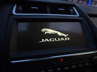 Jaguar E-Pace 2020 "R-DYNAMIC"AWD-AUTO/9speed-PANORAMA-HEAD UP-20αρες!!!-thumb-61