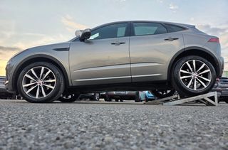 Jaguar E-Pace 2020 "R-DYNAMIC"AWD-AUTO/9speed-PANORAMA-HEAD UP-20αρες!!!-thumb-16