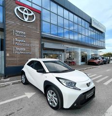 Toyota Aygo (X) 2025 1AYGO Cross (X) X-STYLE 1.0P 5MT