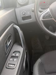 Dacia Duster 2020 4X4 DIESEL-thumb-16