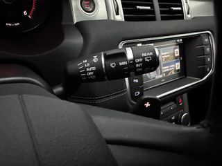 Land Rover Range Rover Evoque 2015 **RESERVE**2.0  SD4 SE DYNAMIC-thumb-31