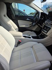 Mercedes-Benz GLA 200 2018 URBAN-thumb-10