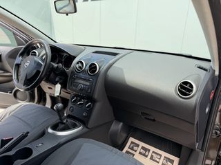 Nissan Qashqai 2009-thumb-23