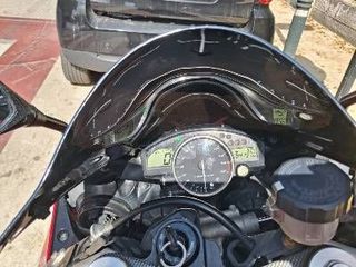 Yamaha YZF-R1 2006 R1-thumb-2
