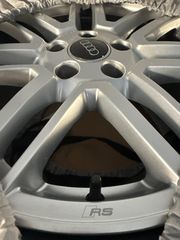 Audi original-thumb-2