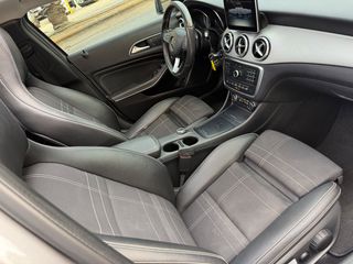Mercedes-Benz GLA 200 2016 Panorama full extra-thumb-10
