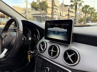 Mercedes-Benz GLA 200 2016 Panorama full extra-thumb-12