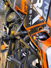 KTM 950 Adventure 2005-thumb-26
