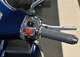 Vespa GTS 310 2026 E5+ 30ΑΤΟΚΕΣ ή ΔΩΡΑ ΑΞΙΑΣ 537€ *ΝΕΟ ΧΡΩΜΑ-thumb-4