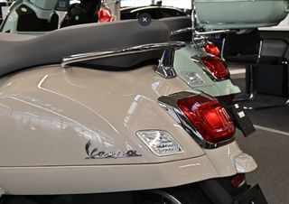 Vespa GTS 310 2026 E5+ 30ΑΤΟΚΕΣ ή ΔΩΡΑ ΑΞΙΑΣ 537€-thumb-7