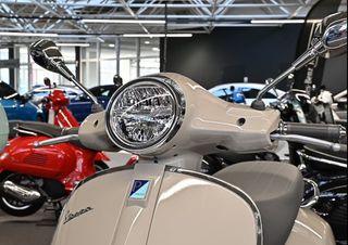 Vespa GTS 310 2026 E5+ 30ΑΤΟΚΕΣ ή ΔΩΡΑ ΑΞΙΑΣ 537€-thumb-9