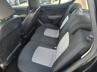 Hyundai i 10 2009-thumb-14