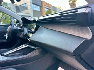 Peugeot 308 2022 ALLURE PLUS BLUE HDI 131hp-thumb-44