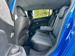 Peugeot 308 2022 ALLURE PLUS BLUE HDI 131hp-thumb-19