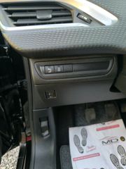Peugeot 2008 2016 BLUEHDI 100 STYLE-thumb-6