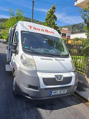 Iveco 2011-thumb-2