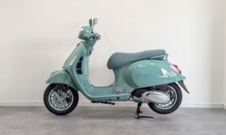 Vespa GTS 310 2026 E5+ 80TH LIMITED EDITION 30ΑΤΟΚΕΣ ή ΔΩΡΑ ΑΞΙΑΣ 537€-thumb-2