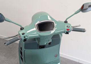 Vespa GTS 310 2026 E5+ 80TH LIMITED EDITION 30ΑΤΟΚΕΣ ή ΔΩΡΑ ΑΞΙΑΣ 537€-thumb-4