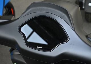 Vespa Sprint S 125 2026 S 30 ATOKEΣ + ΔΩΡΟ ΑΞΕΣΟΥΑΡ ΑΞΙΑΣ 537€-thumb-4