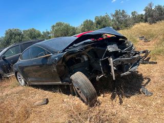 Tesla Model S 2018 Model s-thumb-3