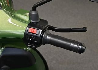 Vespa Sprint S 125 2026 S 30 ATOKEΣ + ΔΩΡΟ ΑΞΕΣΟΥΑΡ ΑΞΙΑΣ 537€-thumb-6